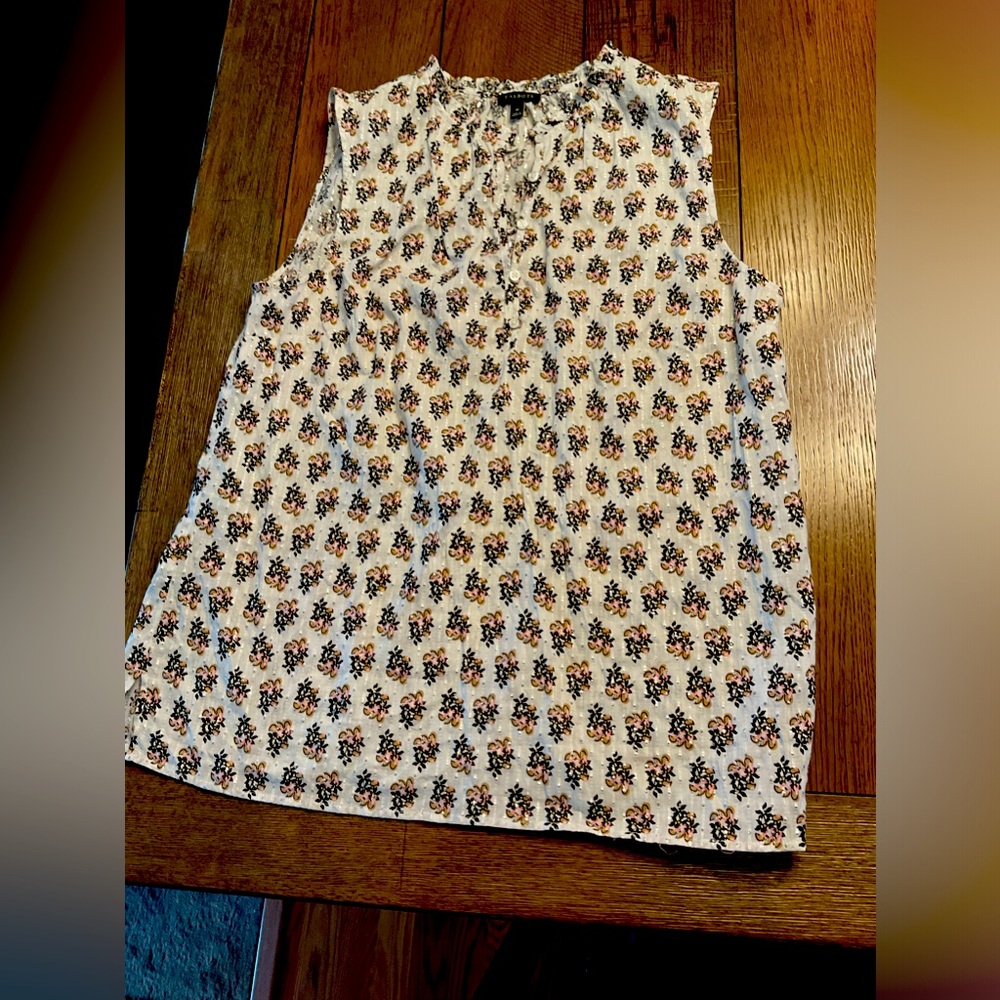 Gorgeous Women’s Talbot’s blouse